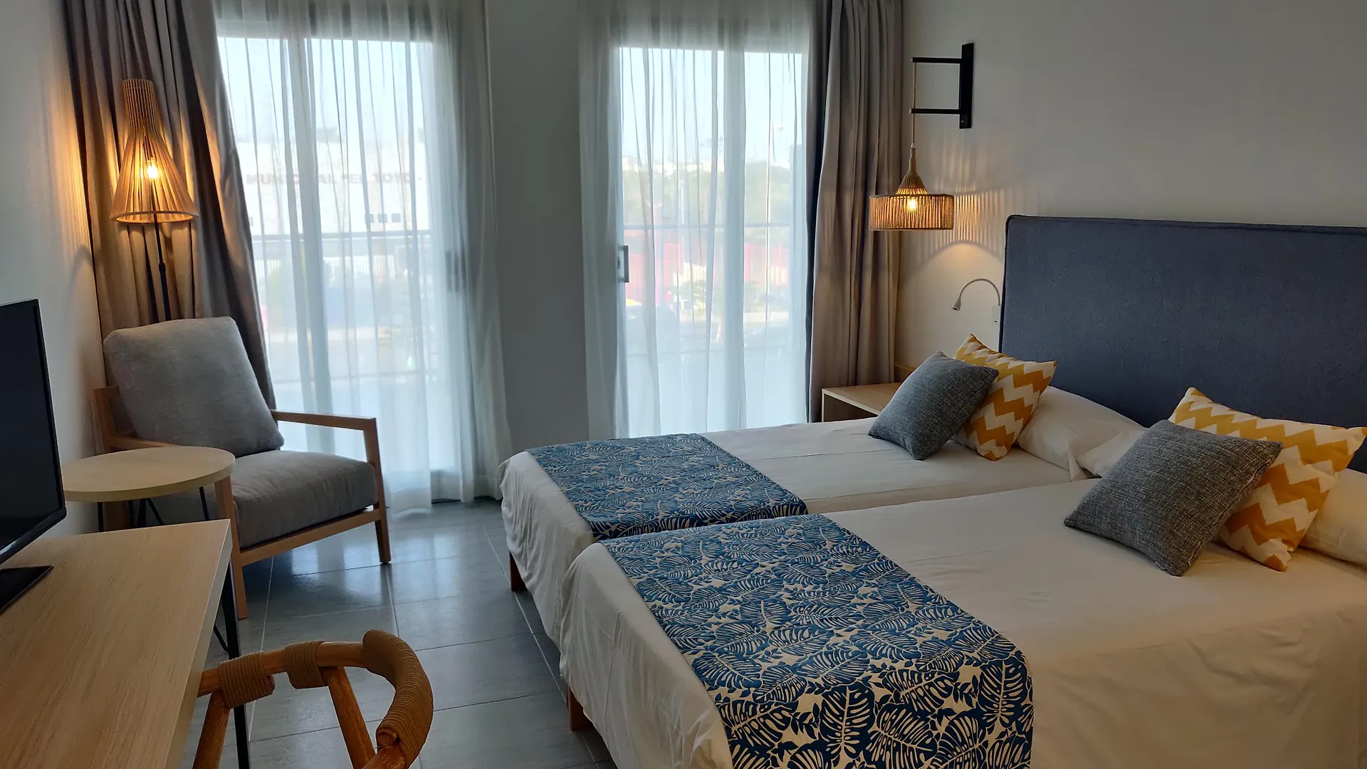 Cabogata Beach Hotel Retamar