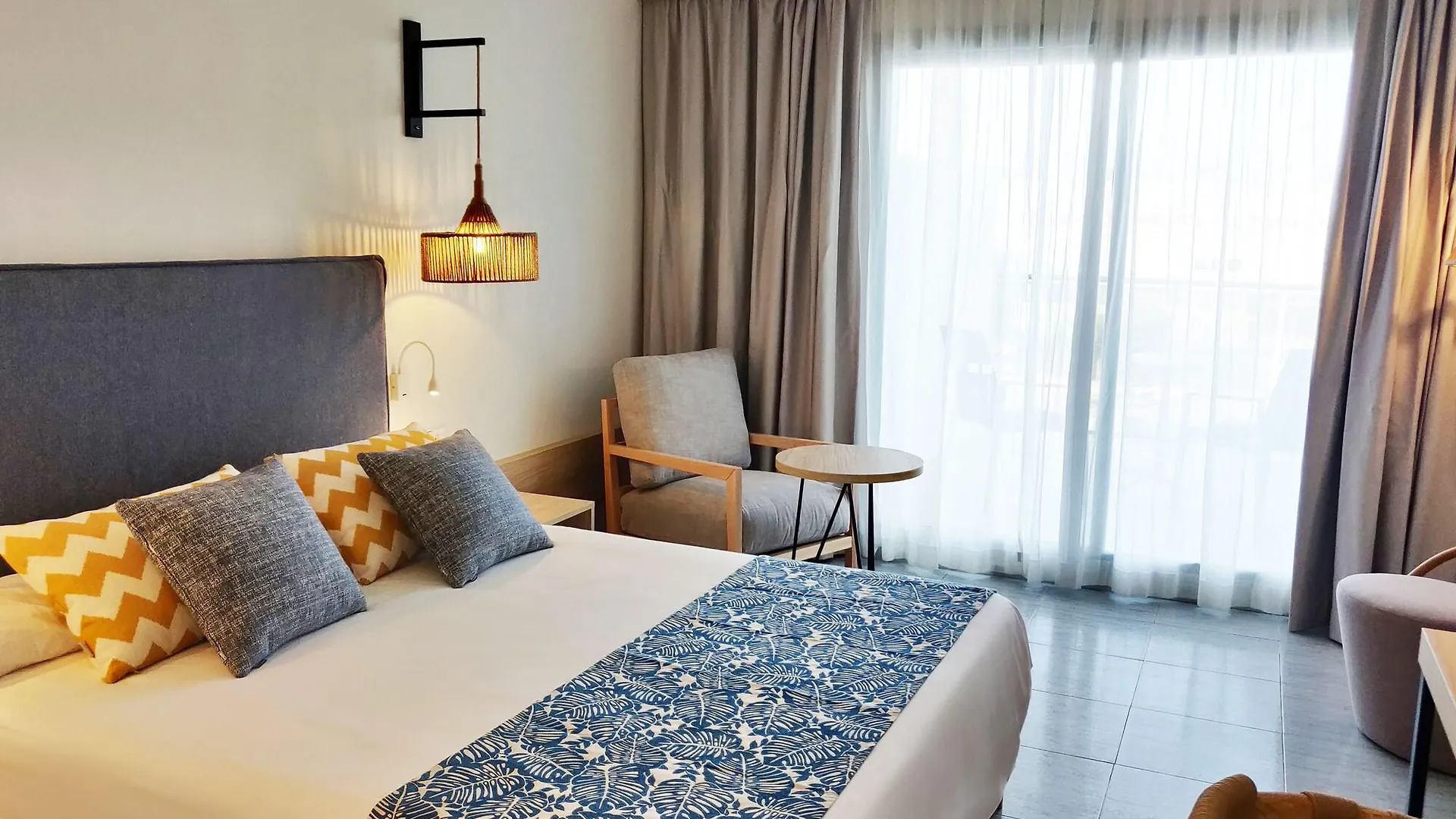 Cabogata Beach Hotel Retamar
